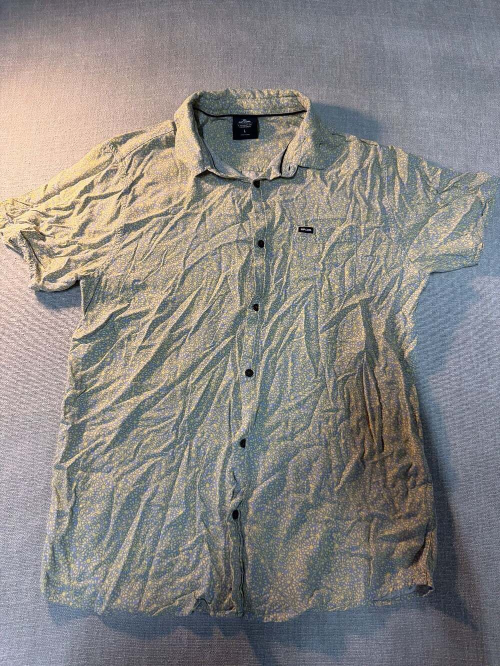 Rip Curl Short Sleeve Floral Print Button-Up Shirt
